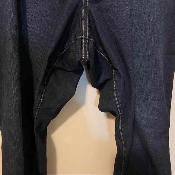 Torrid 22R Trendy Super Stretch Dark Wash Skinny J - Picture 6 of 8